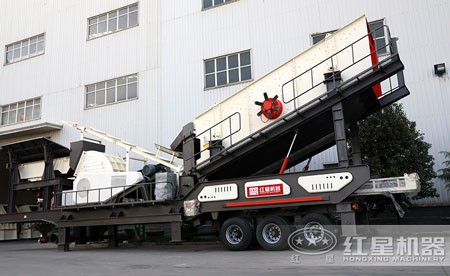車載流動錘式破碎機(jī)多少錢？產(chǎn)量多高？